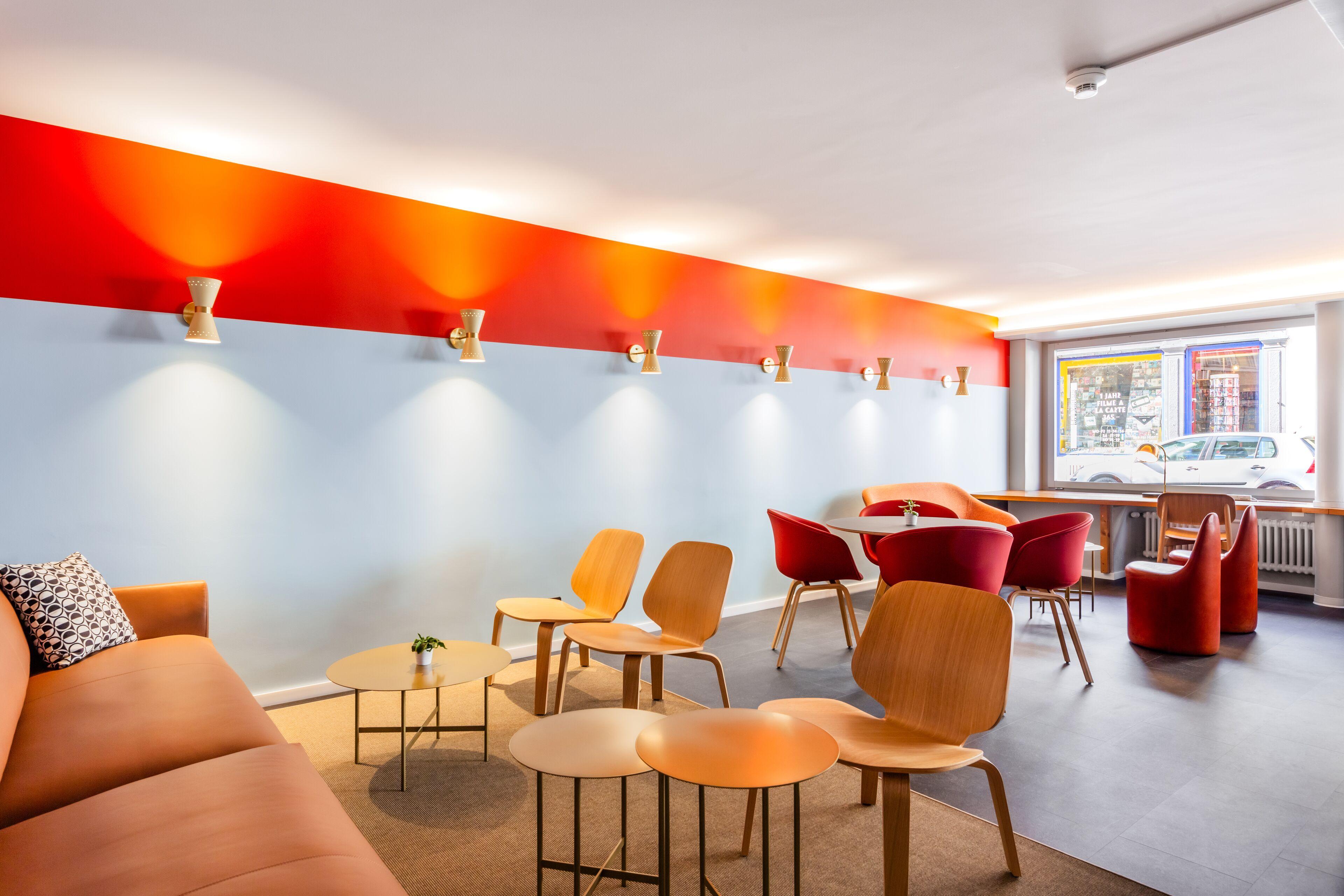 Marta - 1950's Architecture In Zurich's Vibrant Old Town, Near Main Station Zurich