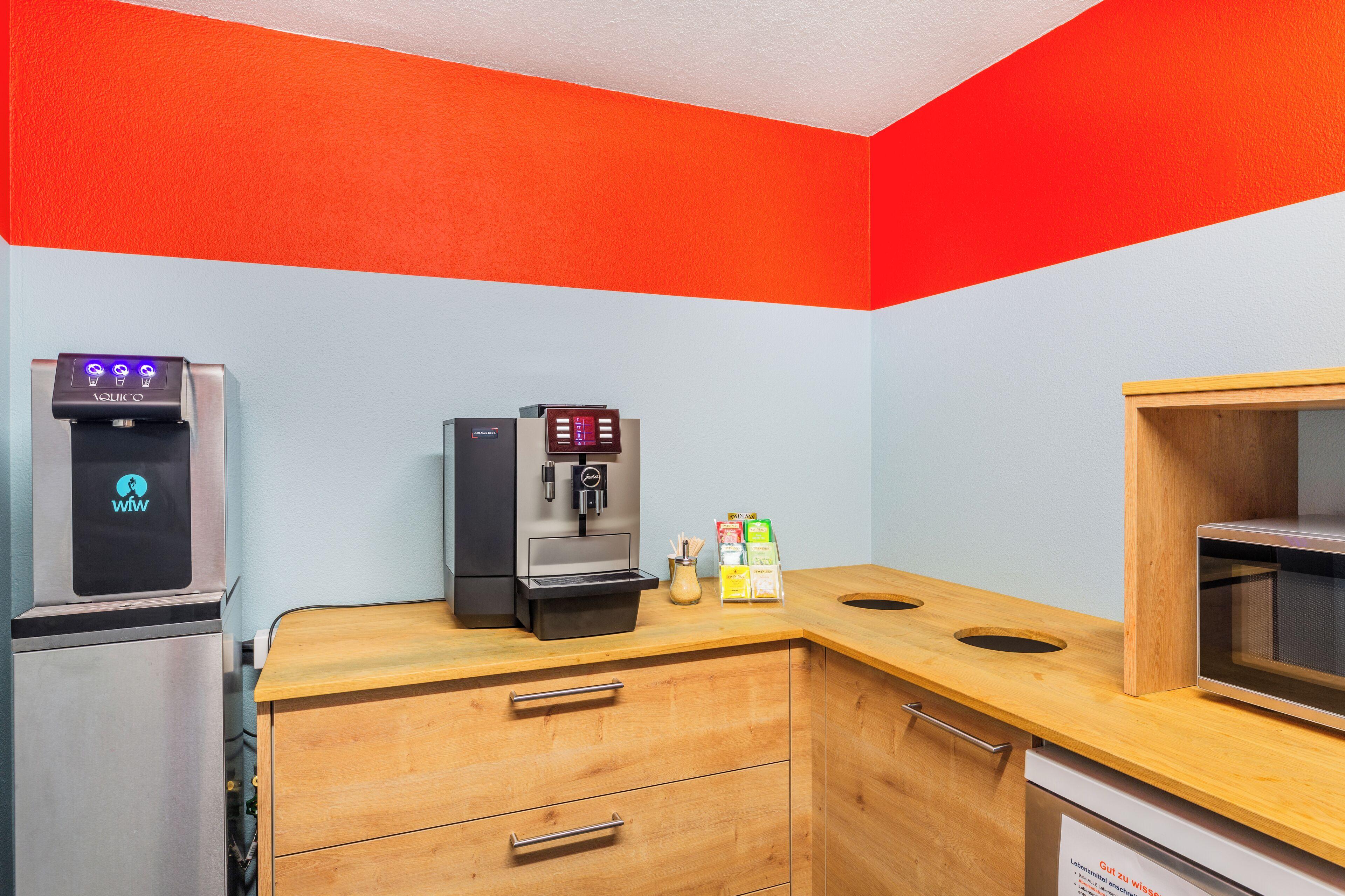 Marta - 1950's Architecture In Zurich's Vibrant Old Town, Near Main Station 2* Zurich