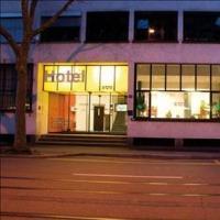 Hotel X-tra 3*