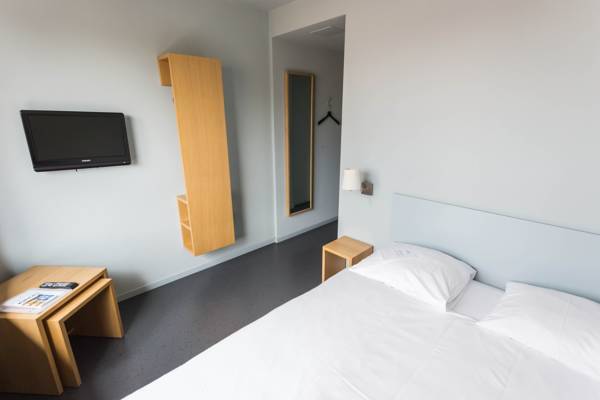 Marta - 1950's Architecture In Zurich's Vibrant Old Town, Near Main Station