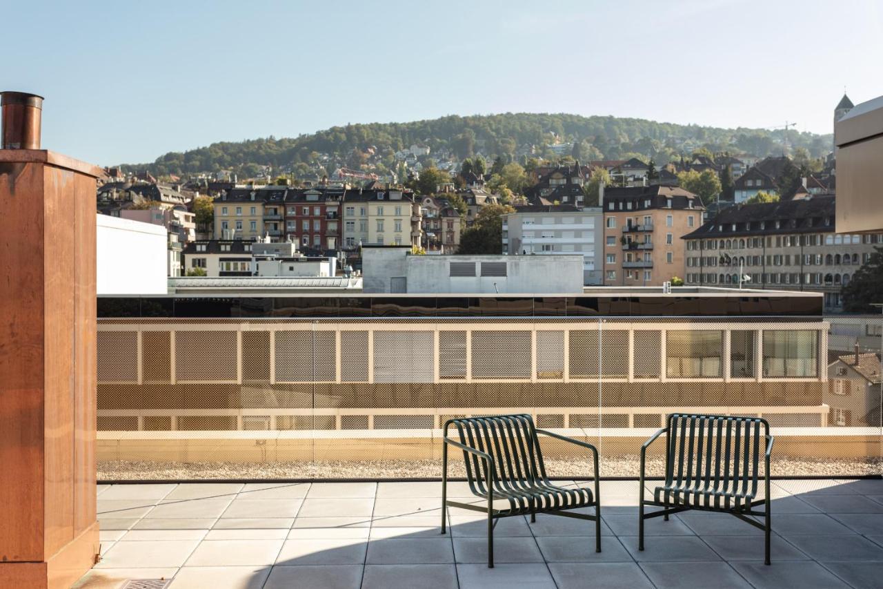 Ema House Serviced Superior Downtown Apartment