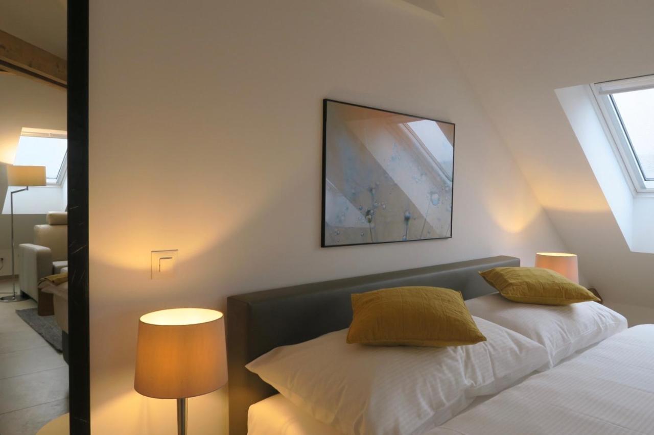 Apartment Furnished Homes *