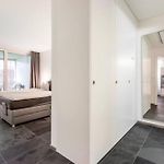 Luxus Wohnung mit Garten