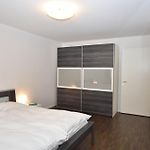 Stylish 2Br Near Lake - Flower 3