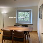 Cozy, Sunny, City Center 1 Bedroom Flat