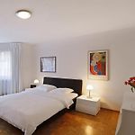 Fantastic 2 Bedroom Flat Close To The Lake