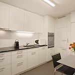 Fantastic 2 Bedroom Flat Close To The Lake