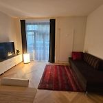New 2 Bedroom Apartment - 15Min From Paradeplatz