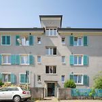 Comfortable Stay In Oerlikon 20 Minutes Away From Zurich Airport