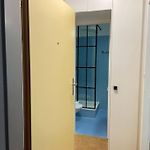 Bright And Practical Studio - Art 16
