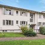 Charming Apartments, Just 27 Minutes To Zurich Center
