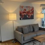 Executive 1 Bedroom In The Center - D11