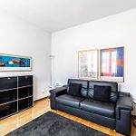 Charming 1Br Flat Near Lake - Fb1