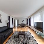 Terrific 1 Bedroom Flat City Center And Near Lake - Dahlia 9