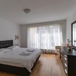 Charming 1Br Apartment In The Old Town - Uz4