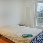 Downtown Zurich - Large, Quiet Private Room \