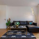 Kaya Zurich Apartment Sapphire