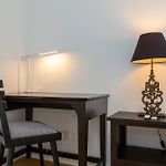 Kaya Zurich Apartment 3A - Downtown 2Br Apt With Balcony