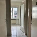 Centrally Located Studio Nearby Lake - Cross 8