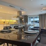 Zurich Luxury Residence 250Sqm With Ac & Parking