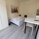 Cozy Studio With Balcony In The City Be37