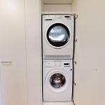 Central But Quiet 1Br Apartment - Sun 6