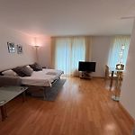 1Br Near Lake - Joy St3 R