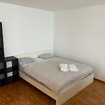 Large Flat, Downtown Center Next To Zurich Hb Main Station Muller - Self Checkin