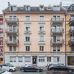VISIONAPARTMENTS Albertstrasse - self check-in