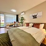 Alpine City Studio With Ac, Garden Terrace And Much Privacy