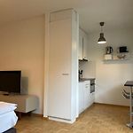 Cute Studio Next To Museum Of Art - Art 9