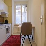 Stilvolles Apartment Im Zuercher Trendquartier