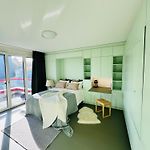 Modern Living, Luxe Studio Zurich