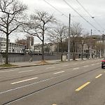 2 Rooms In Center Of Zuerich Hb Station
