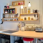 Geraeumiges Zimmer In Charmantem Altbau