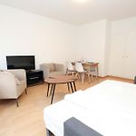 Airy Apartment Near Uetliberg Nature
