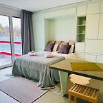 Modern Living, Luxe Studio Zurich