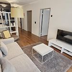 Stylish 1Br In The City Center - Baron 25