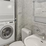 Amazing 2 Bedroom Flat: Specious And Central