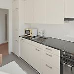 Cozy 1Br Near Lake With Balcony - Mill 422