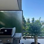 Luxury, Quiet Flat Overlooking Zurich