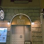 City Center Room Self Check In, Next To Zurich Hb Pocketwifi
