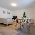 Pure Living Apartment In Zuerich Oerlikon
