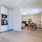 The Line Apartment In Zurich Oerlikon