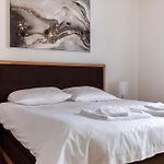 Executive 2Br Flat City Center - Mainau 11
