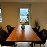 Seeblick Wohnung In Wollishofen