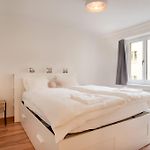 Cosy Oasis Prime Location Near Google