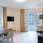 Zh Gold 1 - Hitrental Apartment