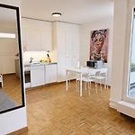 Practical Studio In The City Center - Art 7