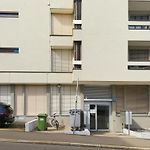 Practical Studio In The City Center - Art 7